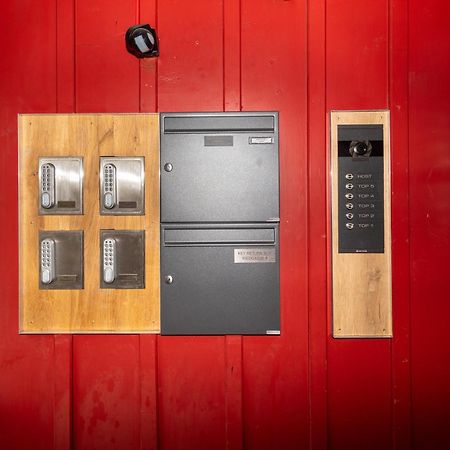 Crimson Cottage Apartments Dornbirn Zewnętrze zdjęcie