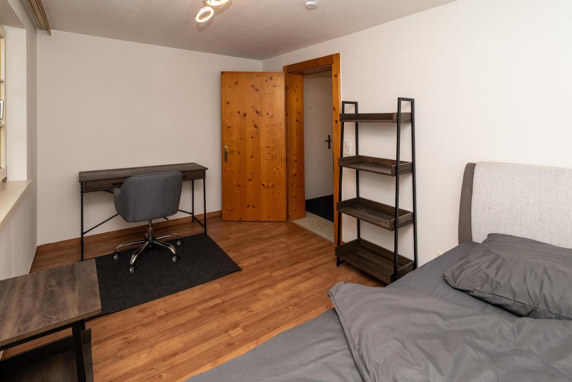 Crimson Cottage Apartments Dornbirn Zewnętrze zdjęcie