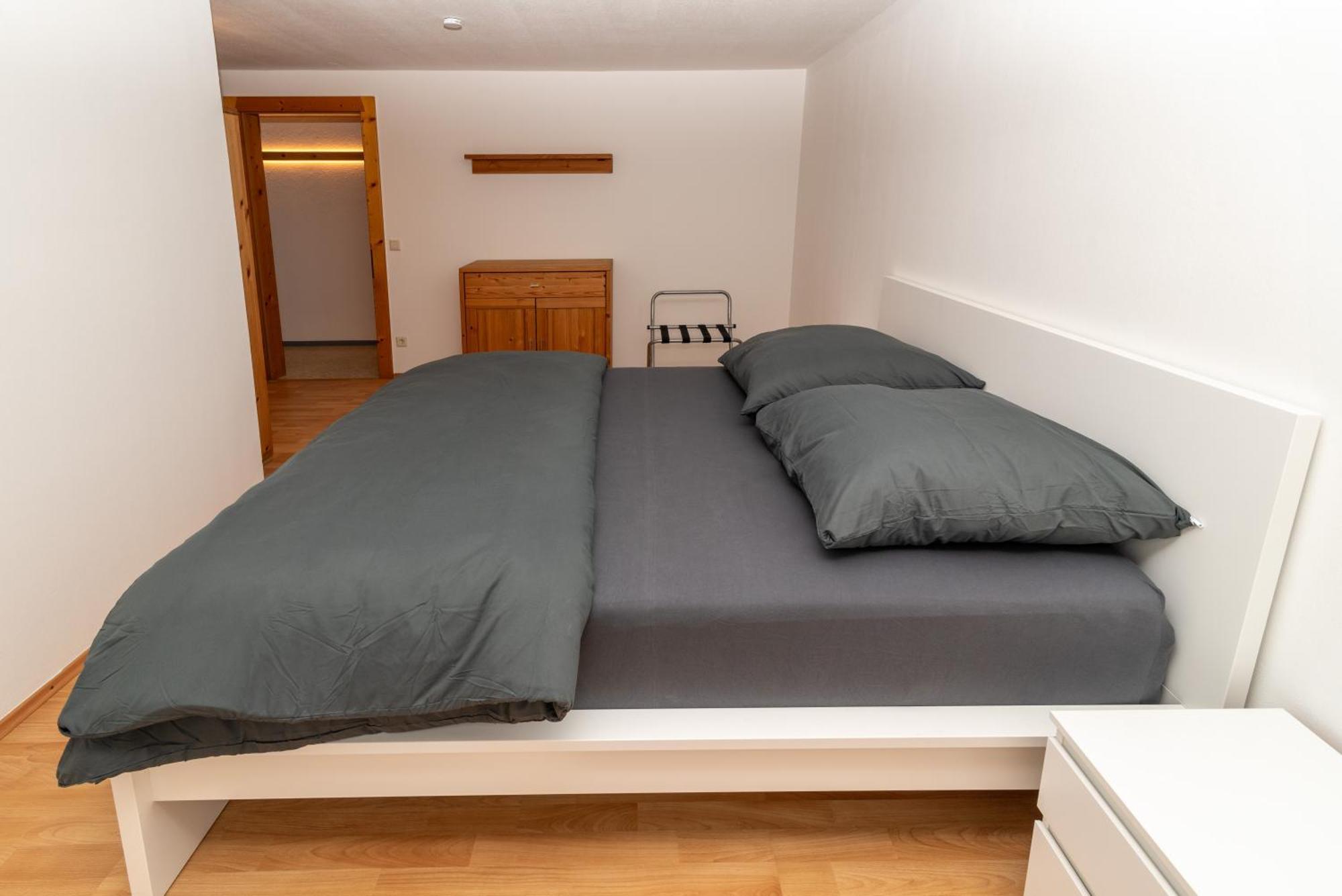 Crimson Cottage Apartments Dornbirn Zewnętrze zdjęcie