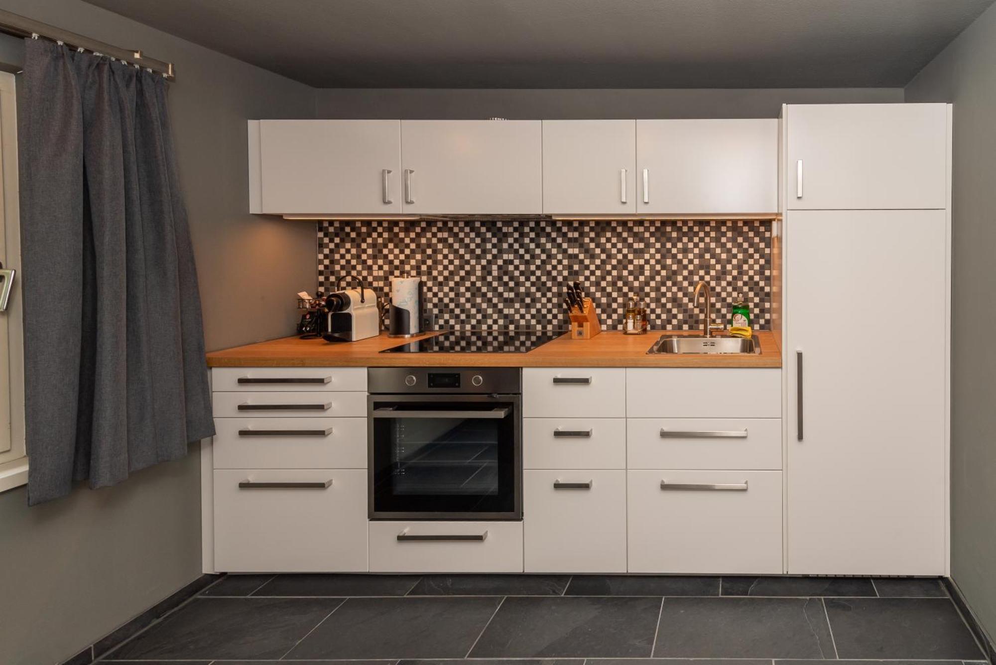 Crimson Cottage Apartments Dornbirn Zewnętrze zdjęcie