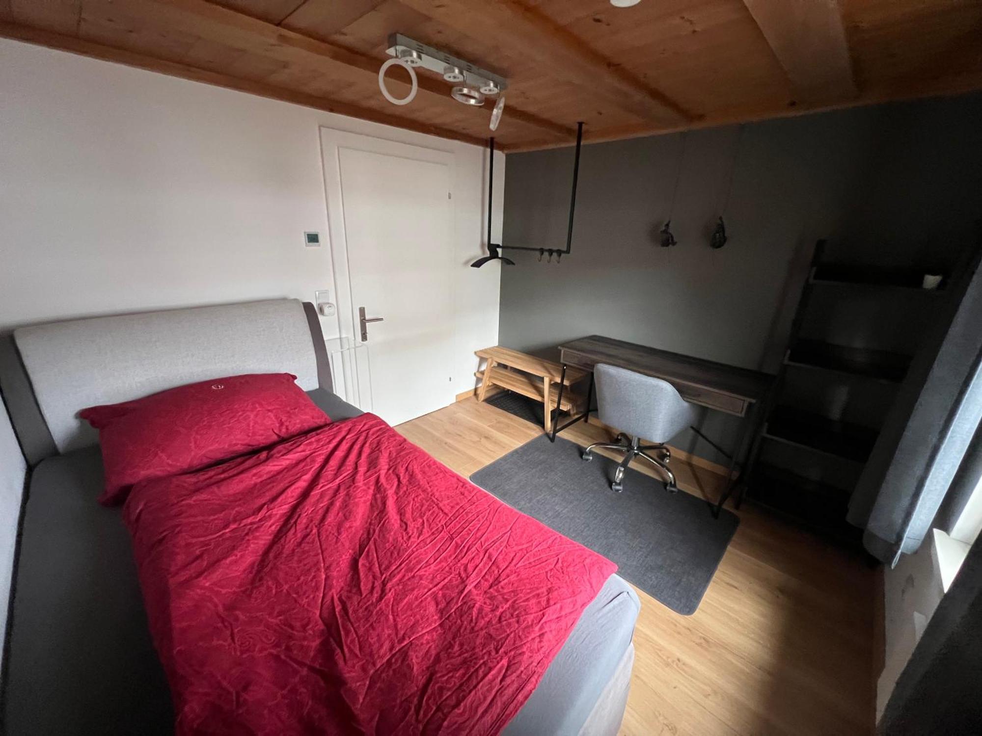 Crimson Cottage Apartments Dornbirn Zewnętrze zdjęcie