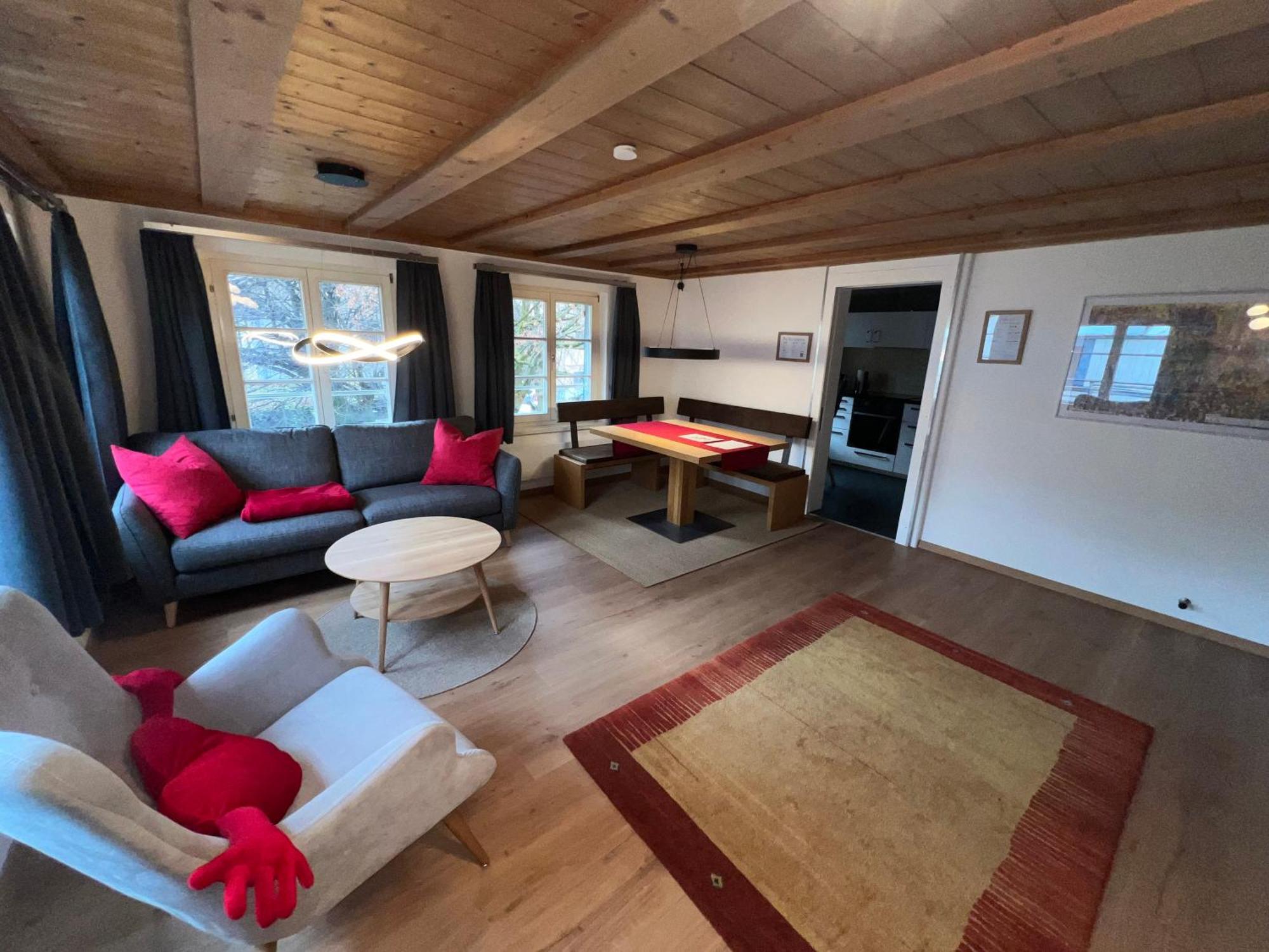 Crimson Cottage Apartments Dornbirn Zewnętrze zdjęcie